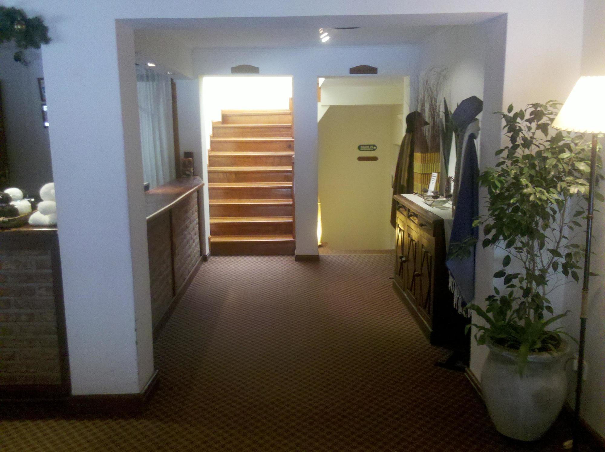 Kalken Hotel By Mh El Calafate Bagian luar foto